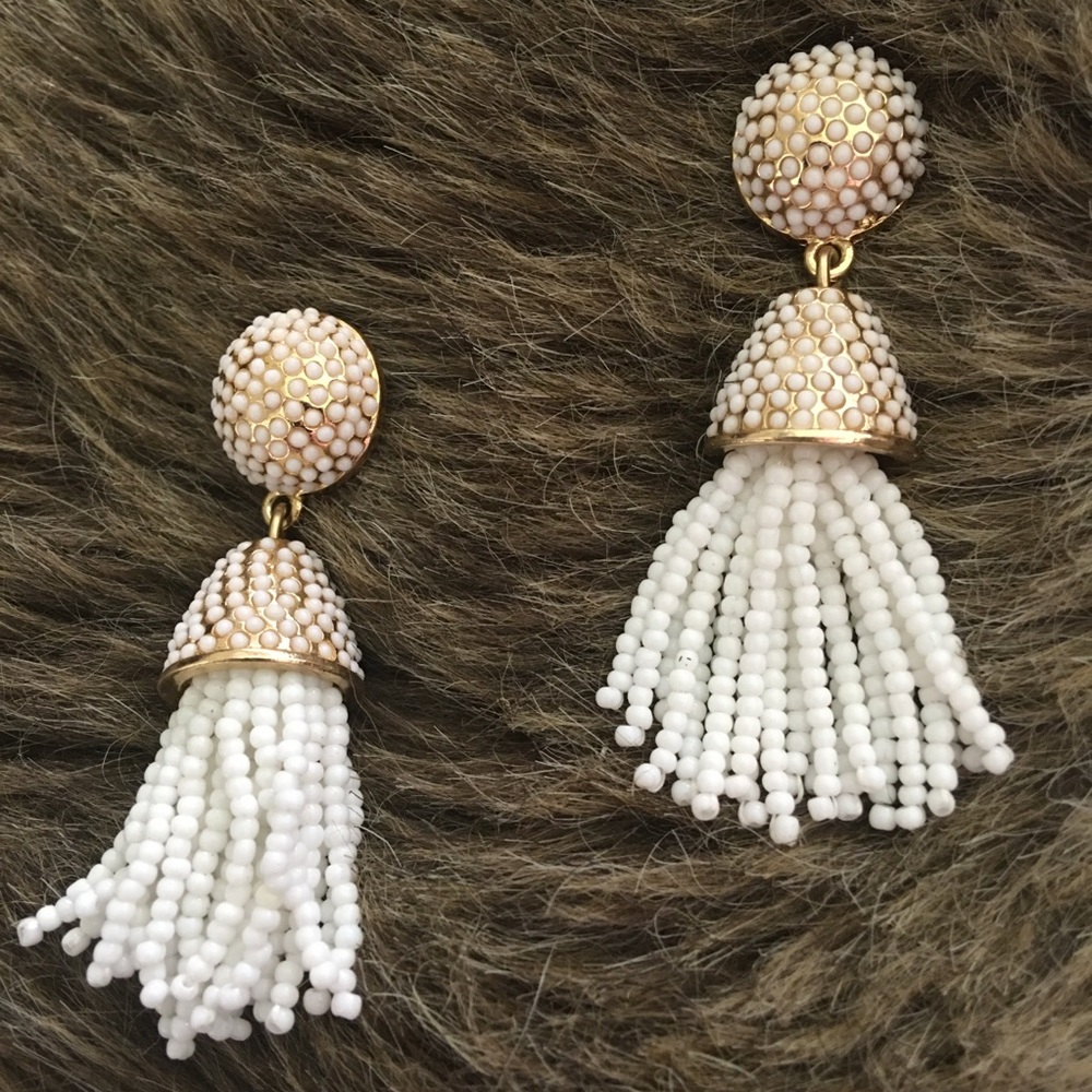 Vintage white seed bead tassel pierced earrings